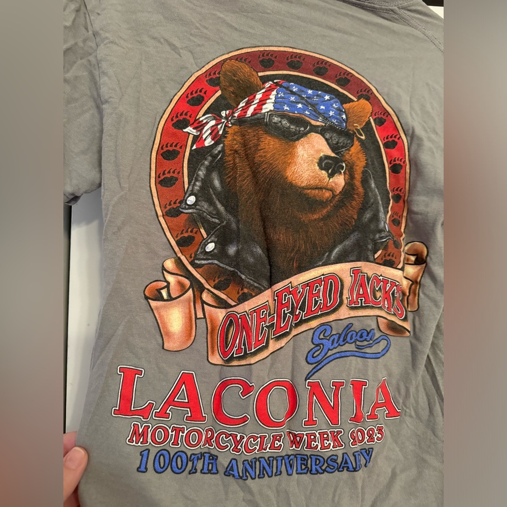 Laconia biker t-shirt 100th anniversary one eyed jacks saloon bear shirt small